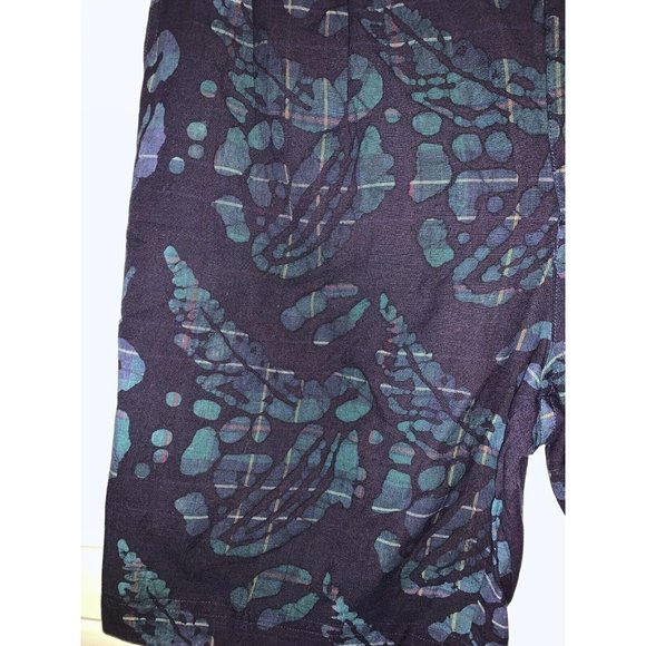 NWT Vintage 90’s Knights Of The Round Table Sz 36 (Measures 32”) Batik Shorts - Picture 3 of 7